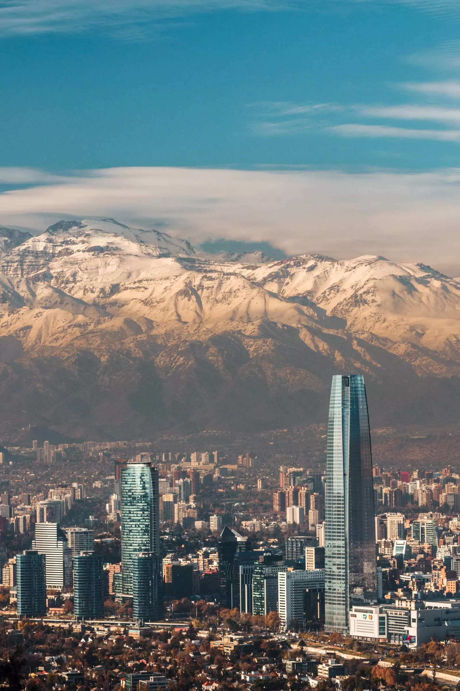 Santiago de Chile spojuje horské parky a přírodní ráje.