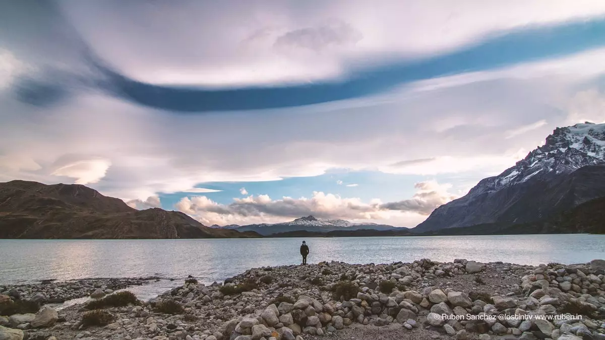 Torres del Paine အမျိုးသားဥယျာဉ်၏ သဘာဝအတိုင်း ကြီးမားကျယ်ပြန့်မှုကို စူးစမ်းလေ့လာမည့် ဗီဒီယို