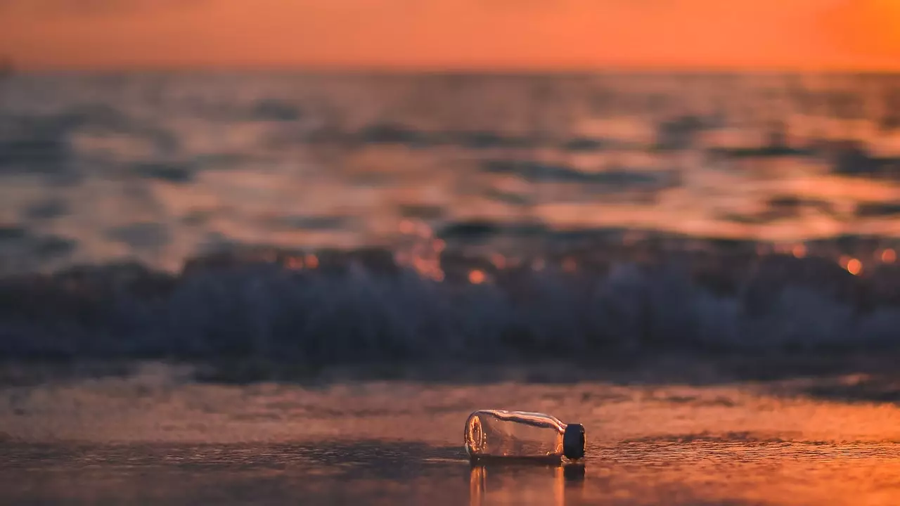 Deir Costa Rica slán le plaistigh aonúsáide