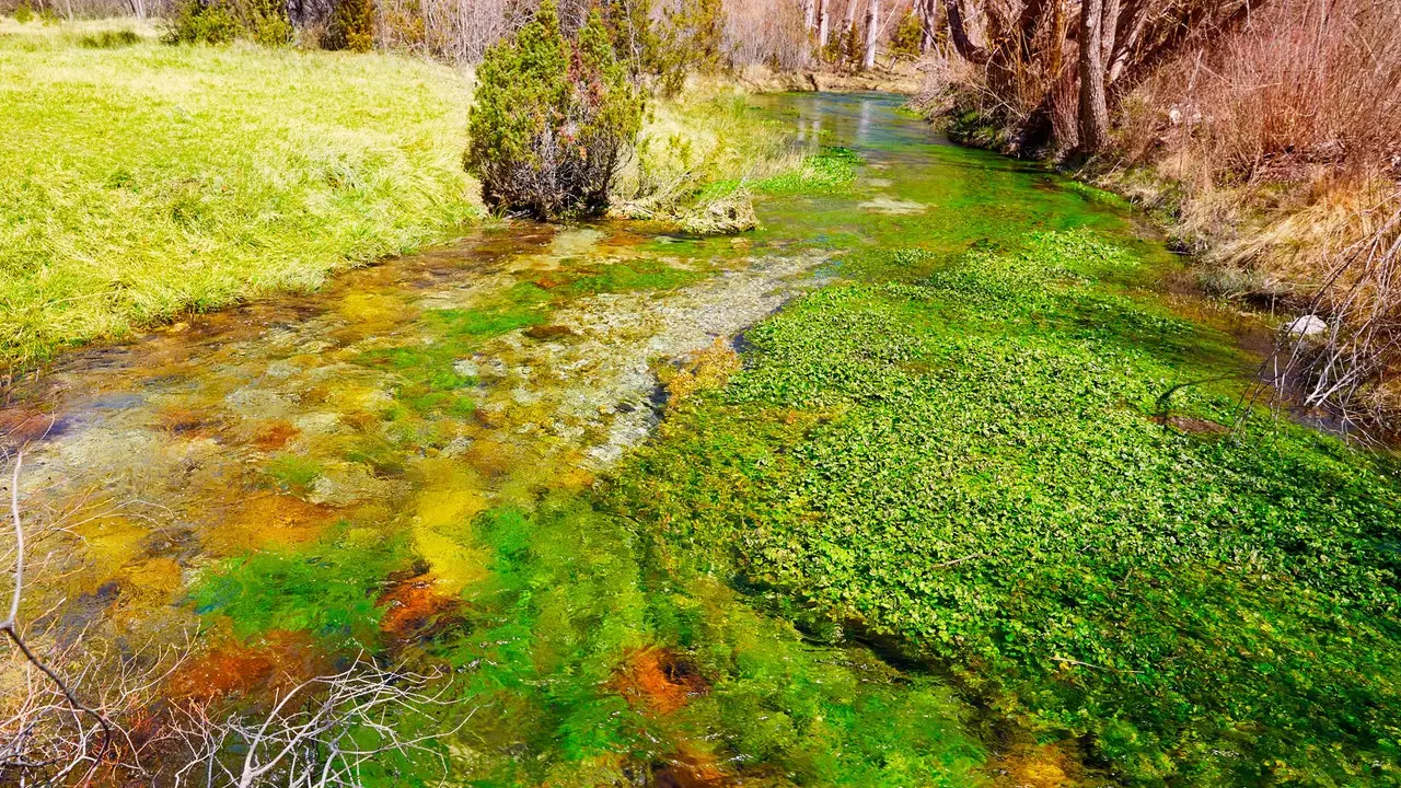 Ջերմ աղբյուրներ, պատմություն և բնություն Կաբրիելի հովտում