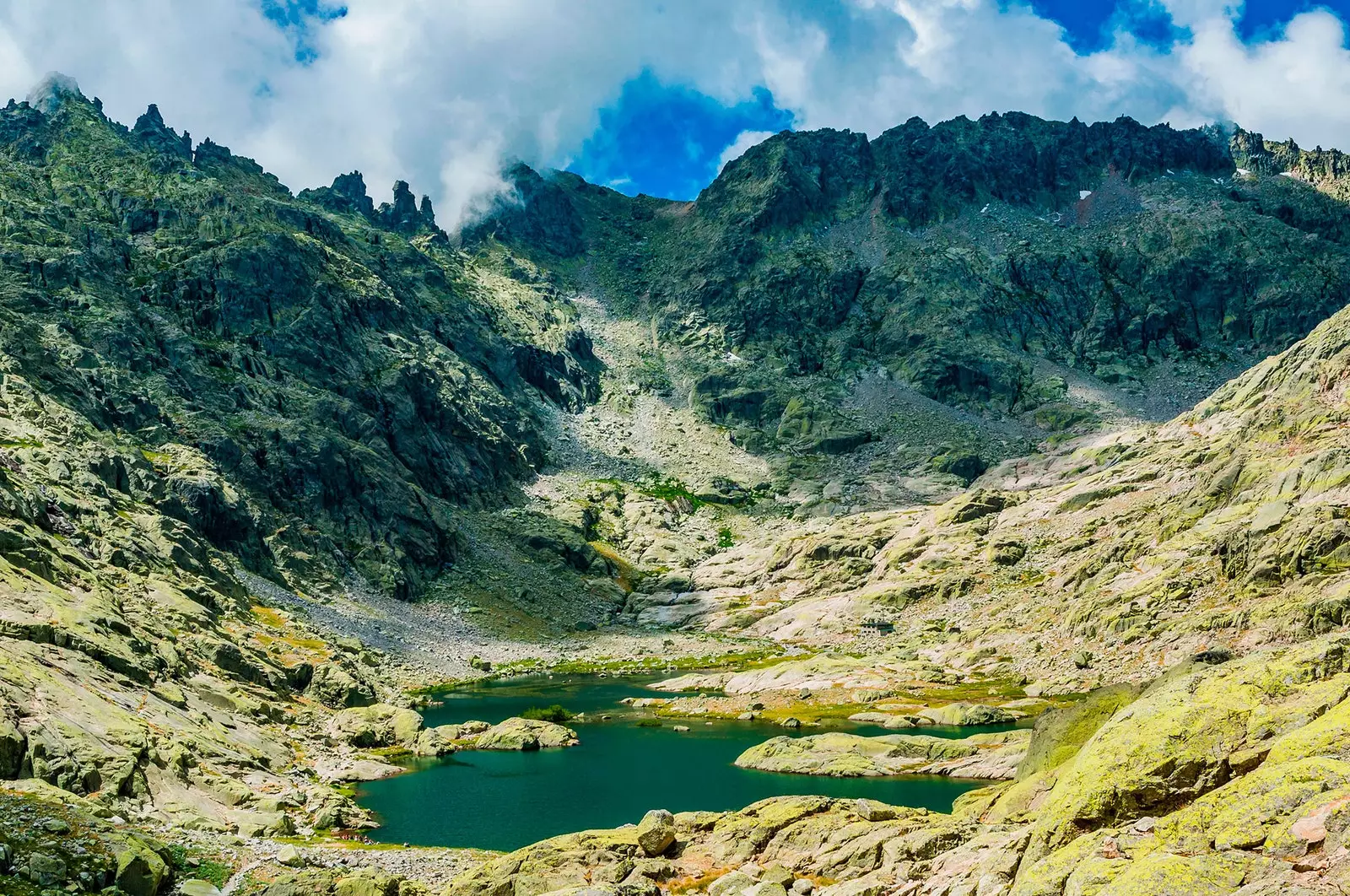 Laguna Grande yra didysis Sierra de Gredos veidrodis