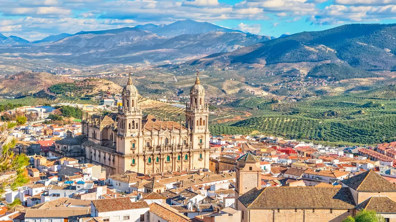 Bad, slott og gastronomi i Sierra Sur de Jaén