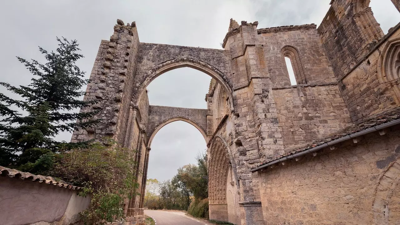 Is i Burgos an áit is draíochtúla ar an Camino de Santiago