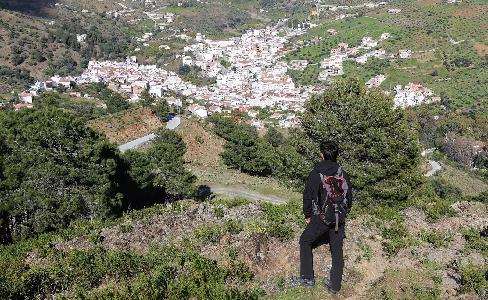 Percutian melalui perkampungan Sierra de las Nieves