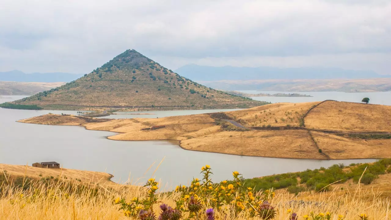 Sibéria Extremadura: pântanos, culinária local e vida selvagem