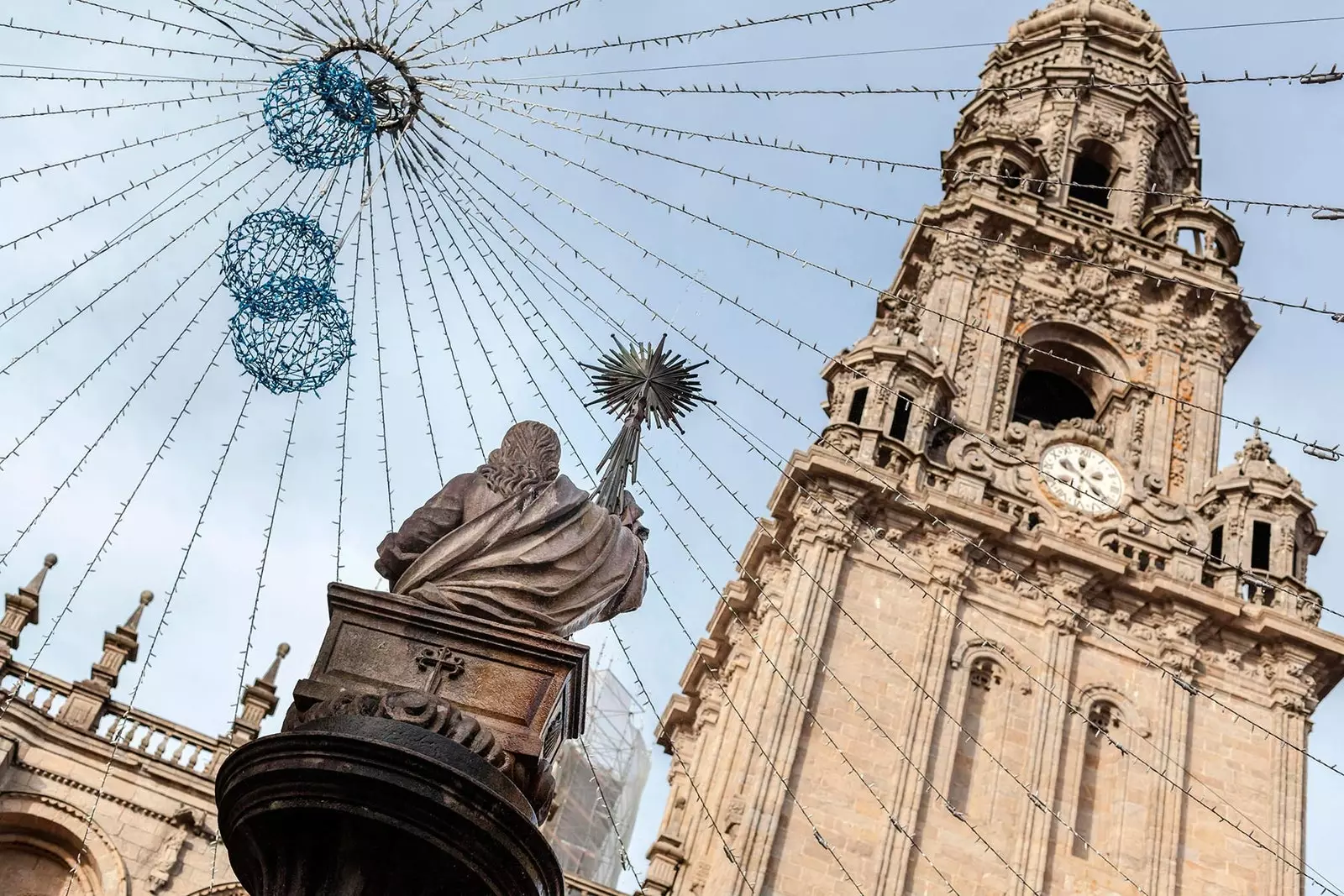 Santiago de Compostela se îmbracă