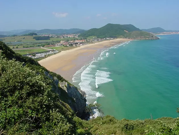 Praia Berria em Santoña