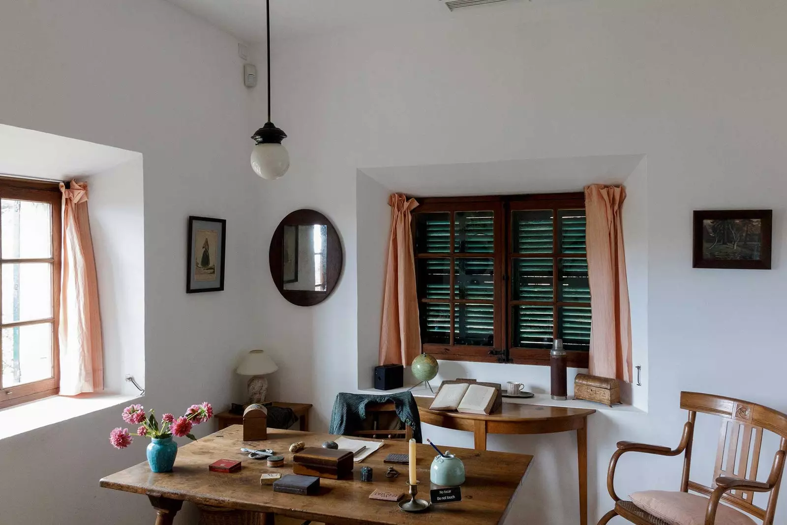 Interieur van het Robert Graves-huismuseum in Deià Mallorca