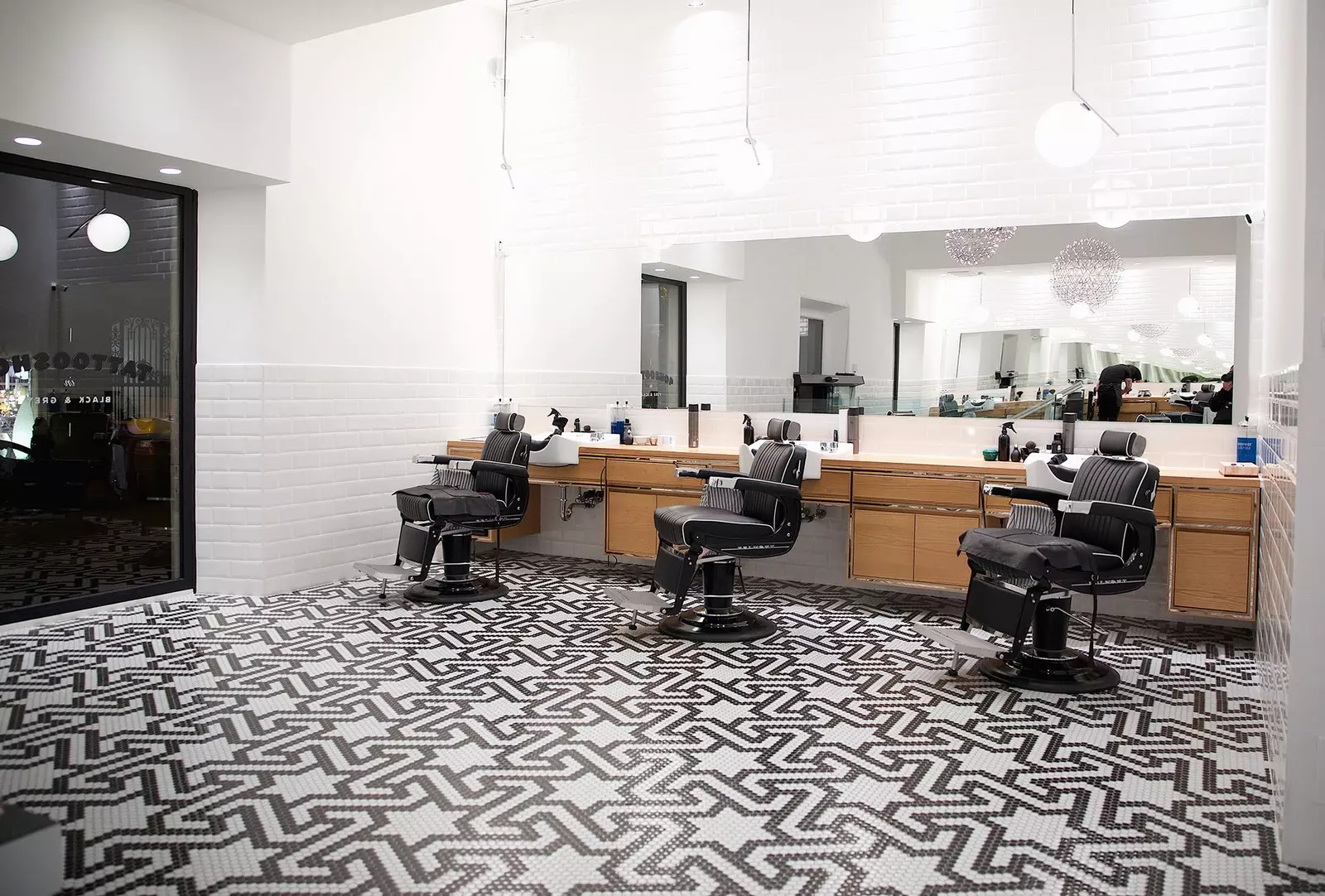 ELIJAH the first luxury barbershop and tattoo studio in Spain