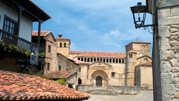 Santillana del Mar, uppáhaldsbær Sartre á Spáni