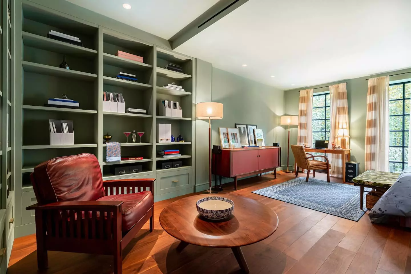 Airbnb affitta l'appartamento di Carrie Bradshaw a New York