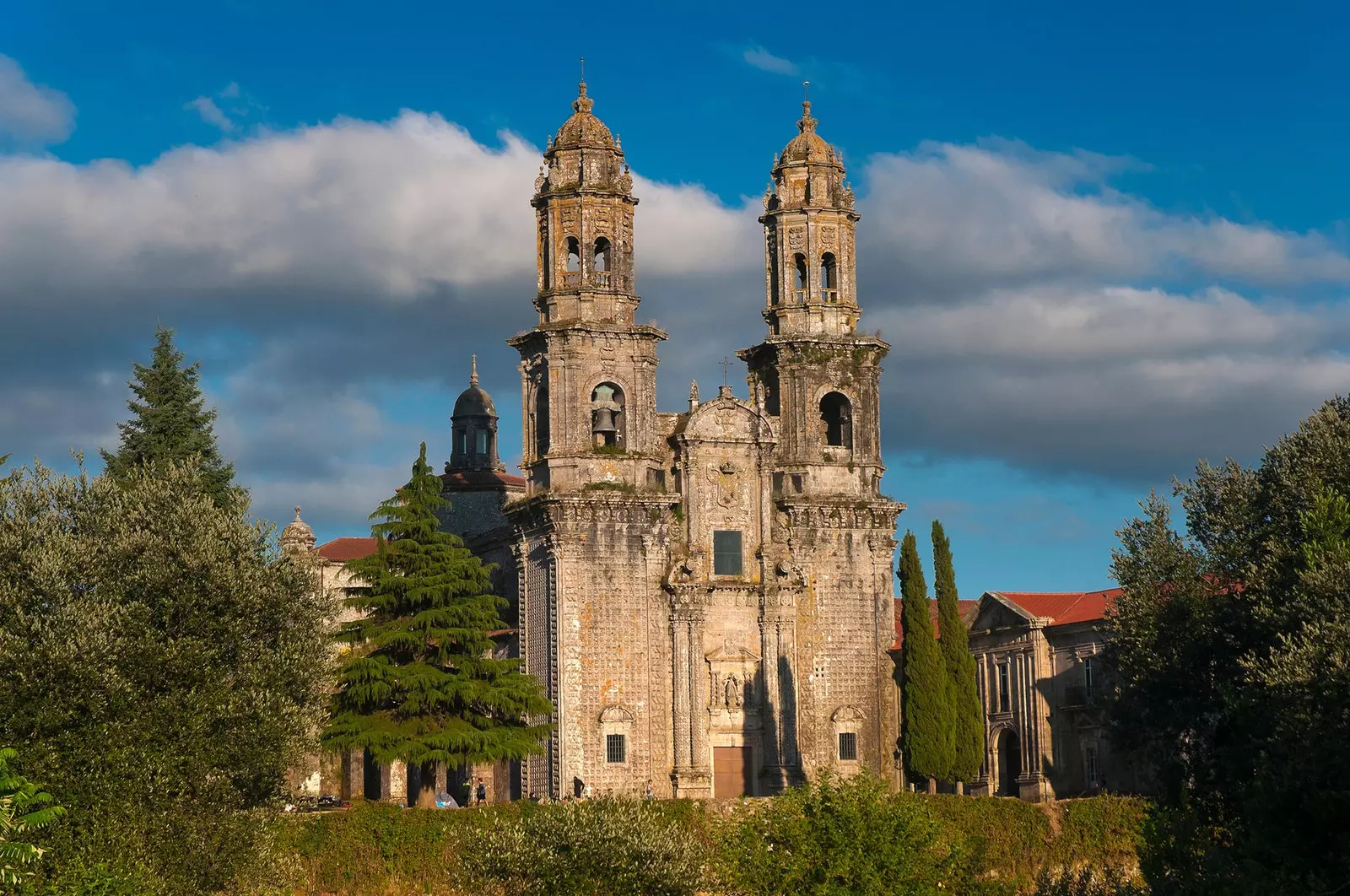 Το Camino de Santiago βρίσκεται τώρα στις ράγες της διαδρομής πρεμιέρας των τουριστικών τρένων της Γαλικίας