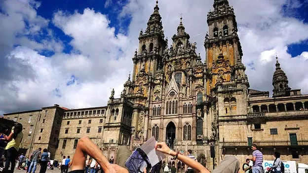 Treni i pelegrinëve: një mënyrë tjetër për të shijuar Camino de Santiago