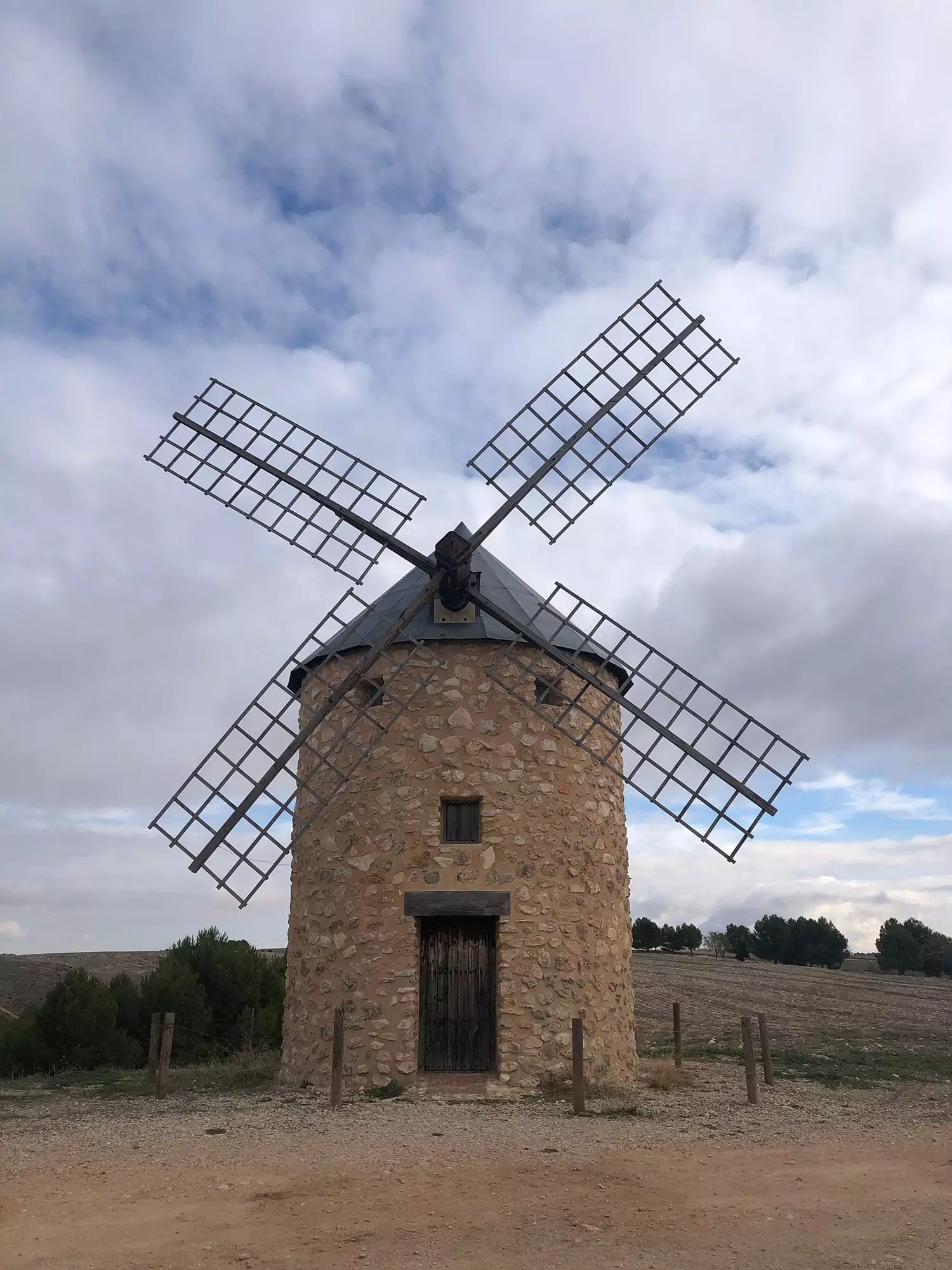 El Puntal Mill i utkanten av Villa Belmonte Cuenca