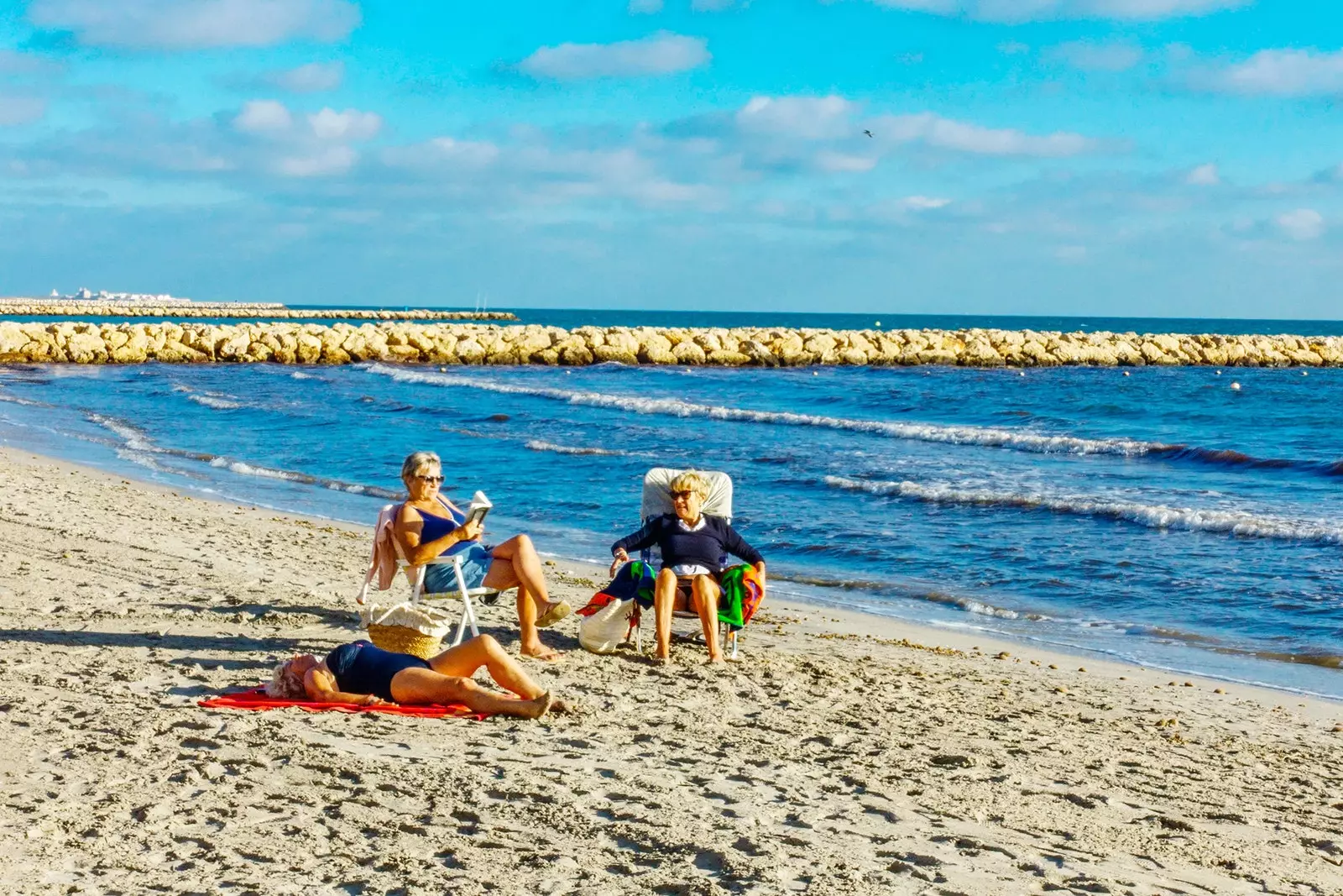 Vrouwen strand Santa Pola Alicante