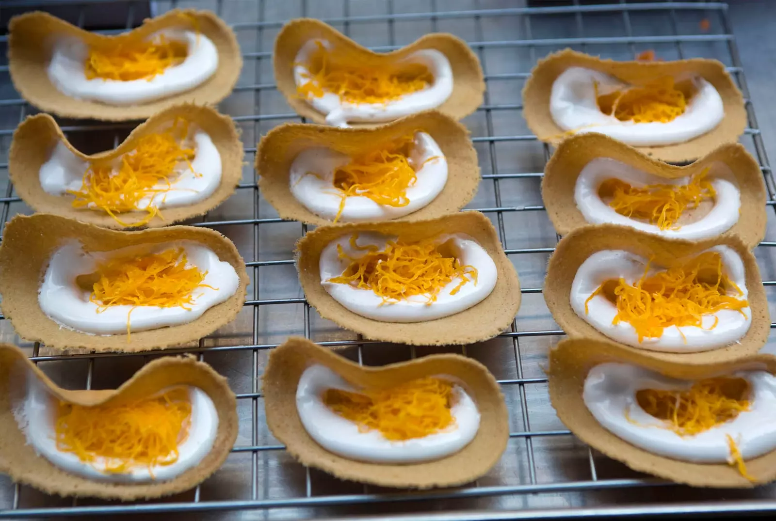 Uno dei dolci più venduti per le strade di Bangkok