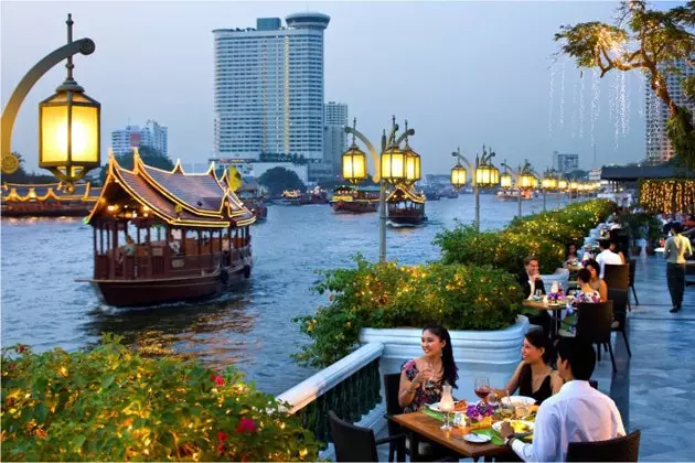 Verandah Terrasi Mandarin Sharqiy Bangkokning terasi