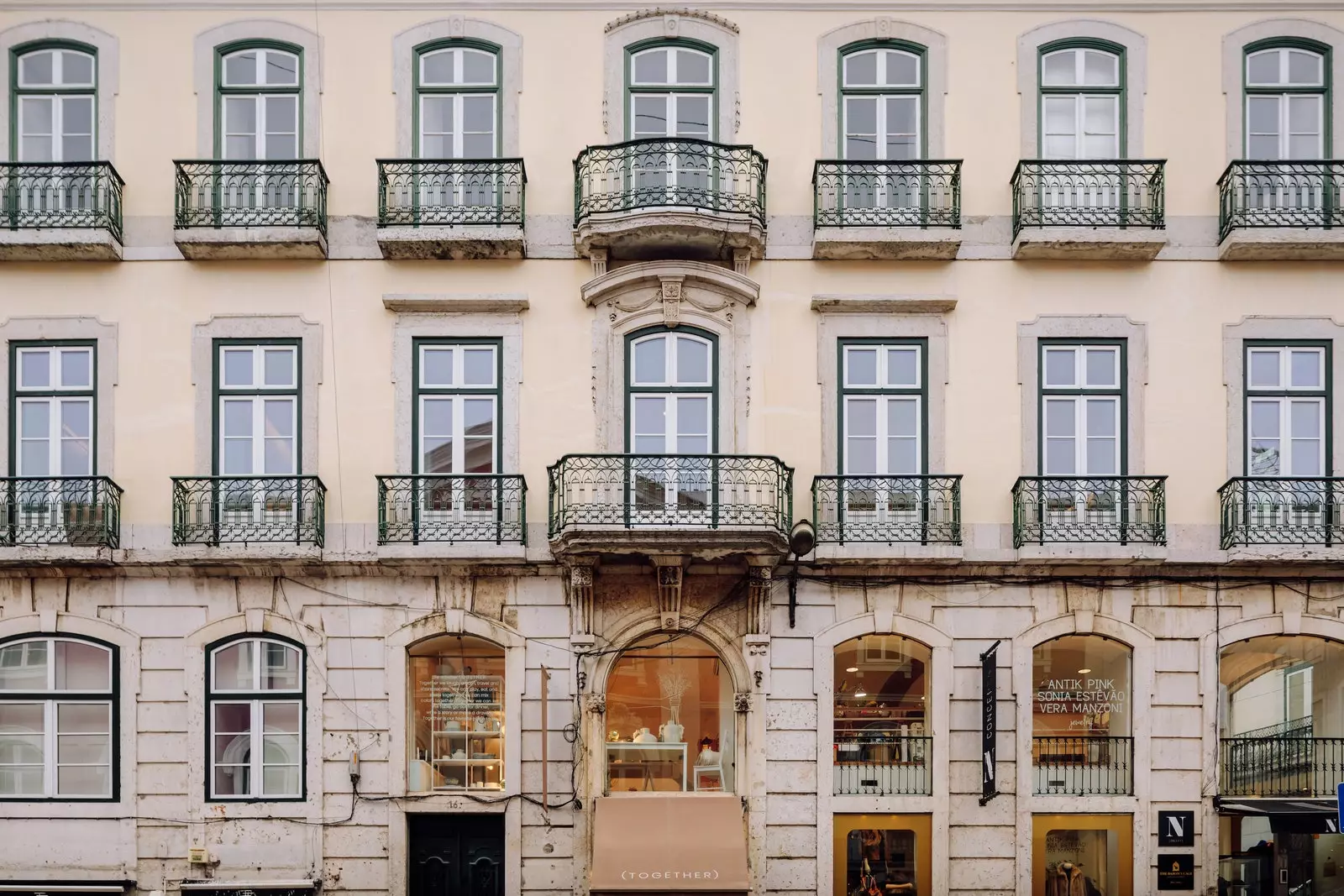 Facade af TAG Chiado Lissabon