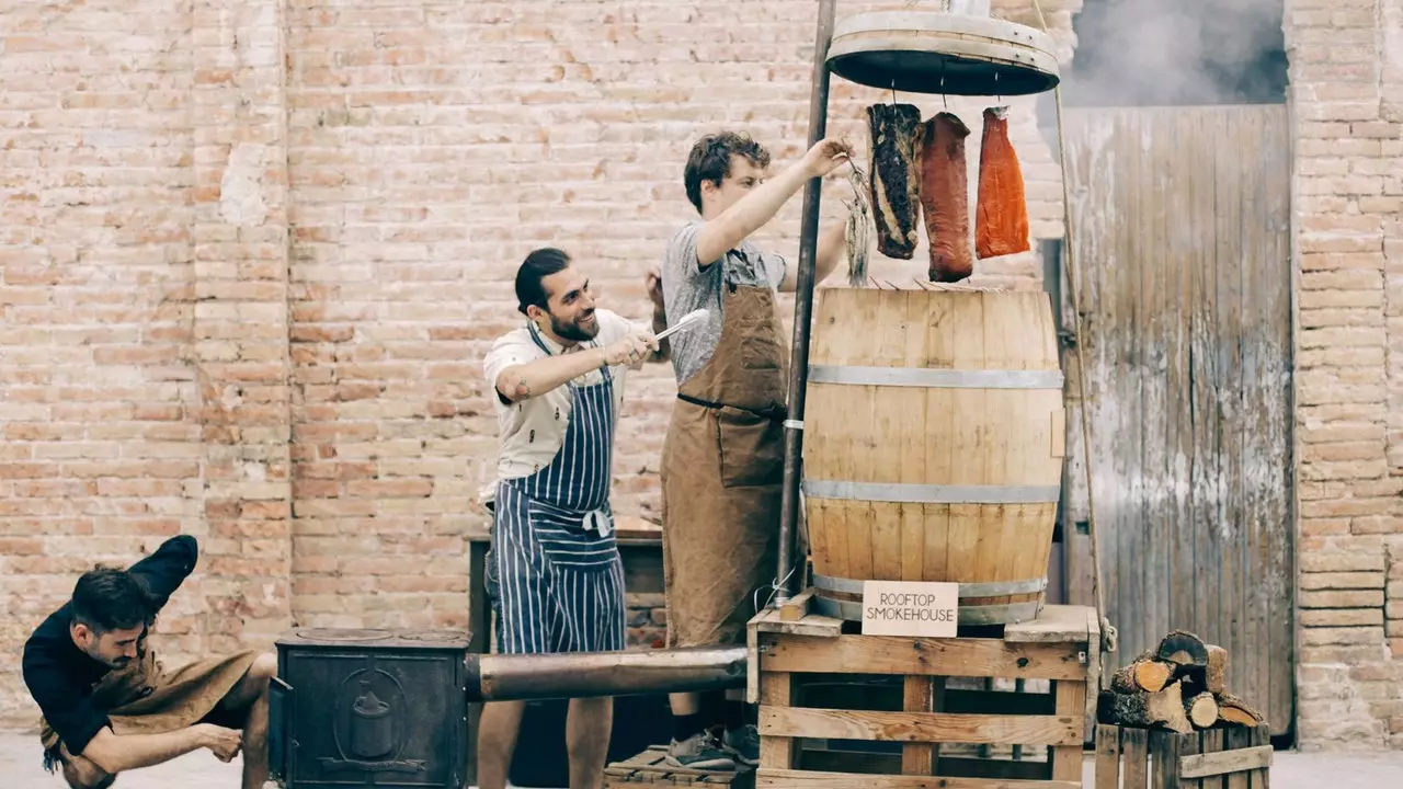 Rooftop Smokehouse 'charcuterie': ëndrra e çdo anglezi në Barcelonë