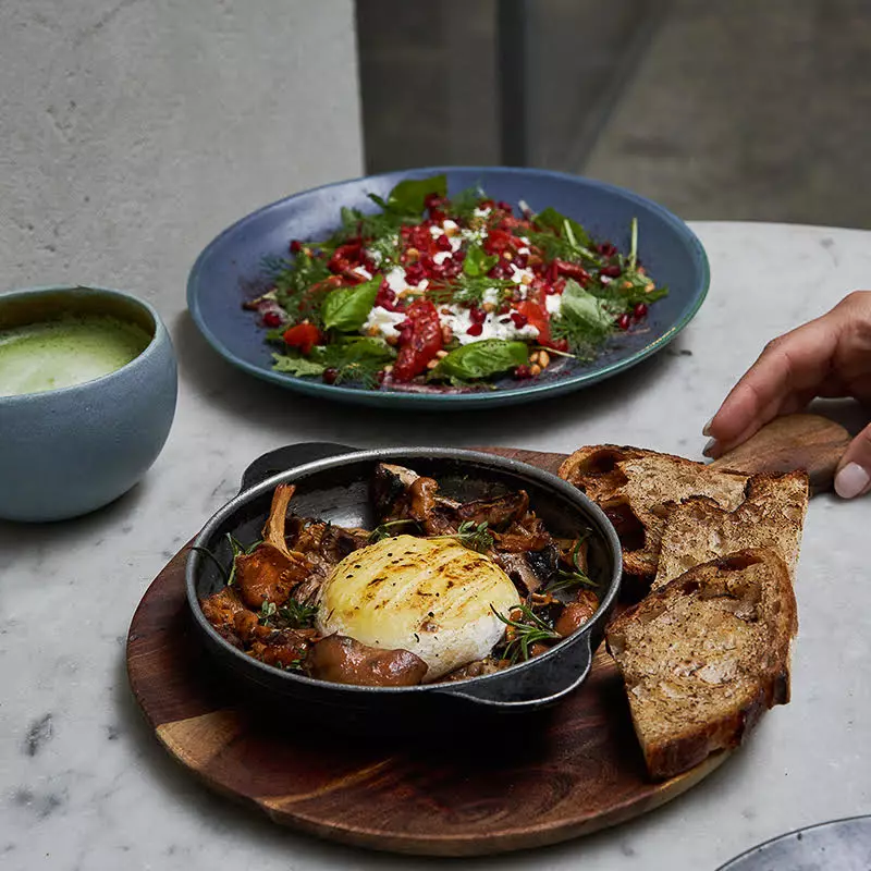 Burrata bij Les Filles Café Barcelona.