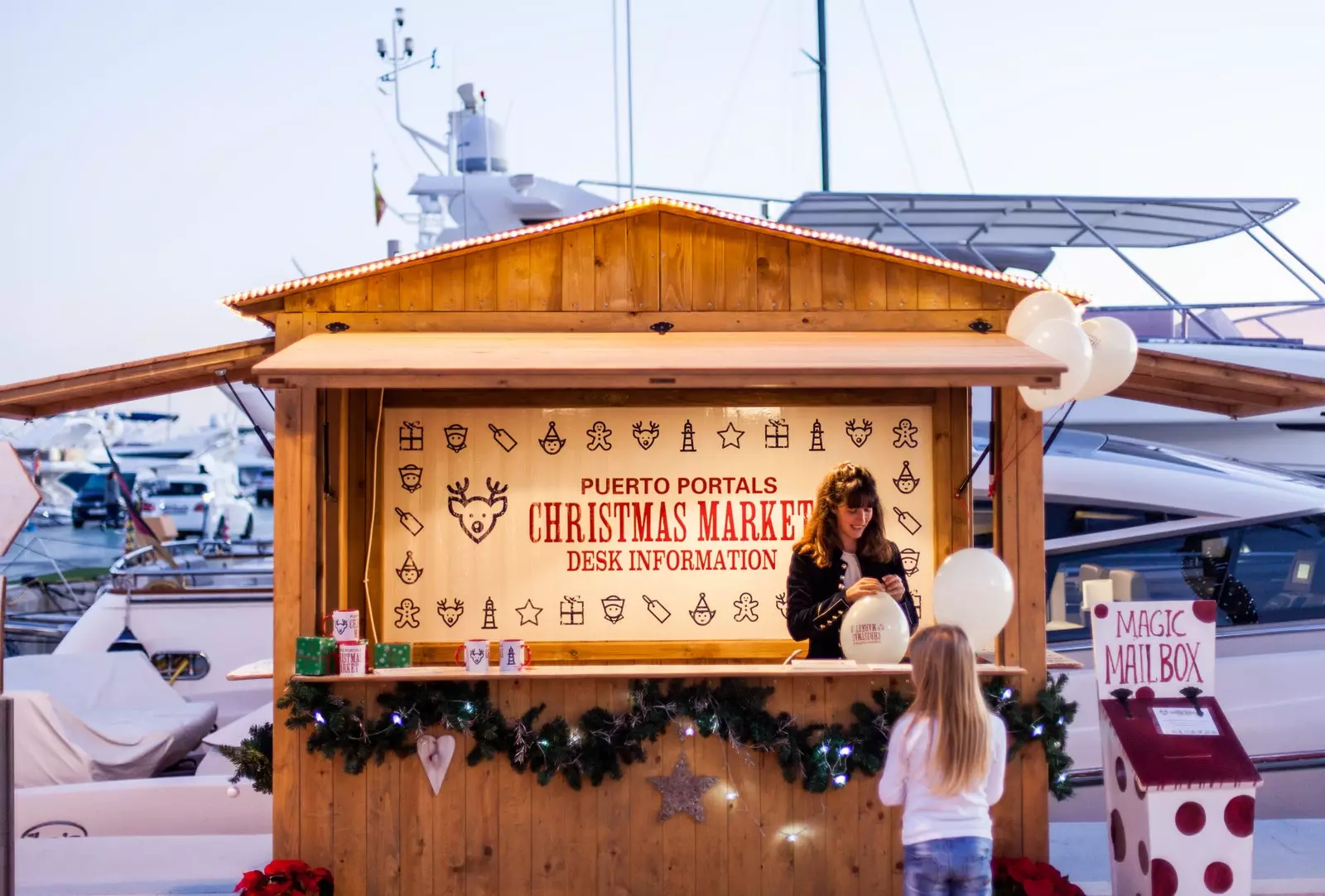 Weihnachtsmarkt in Puerto Portals.