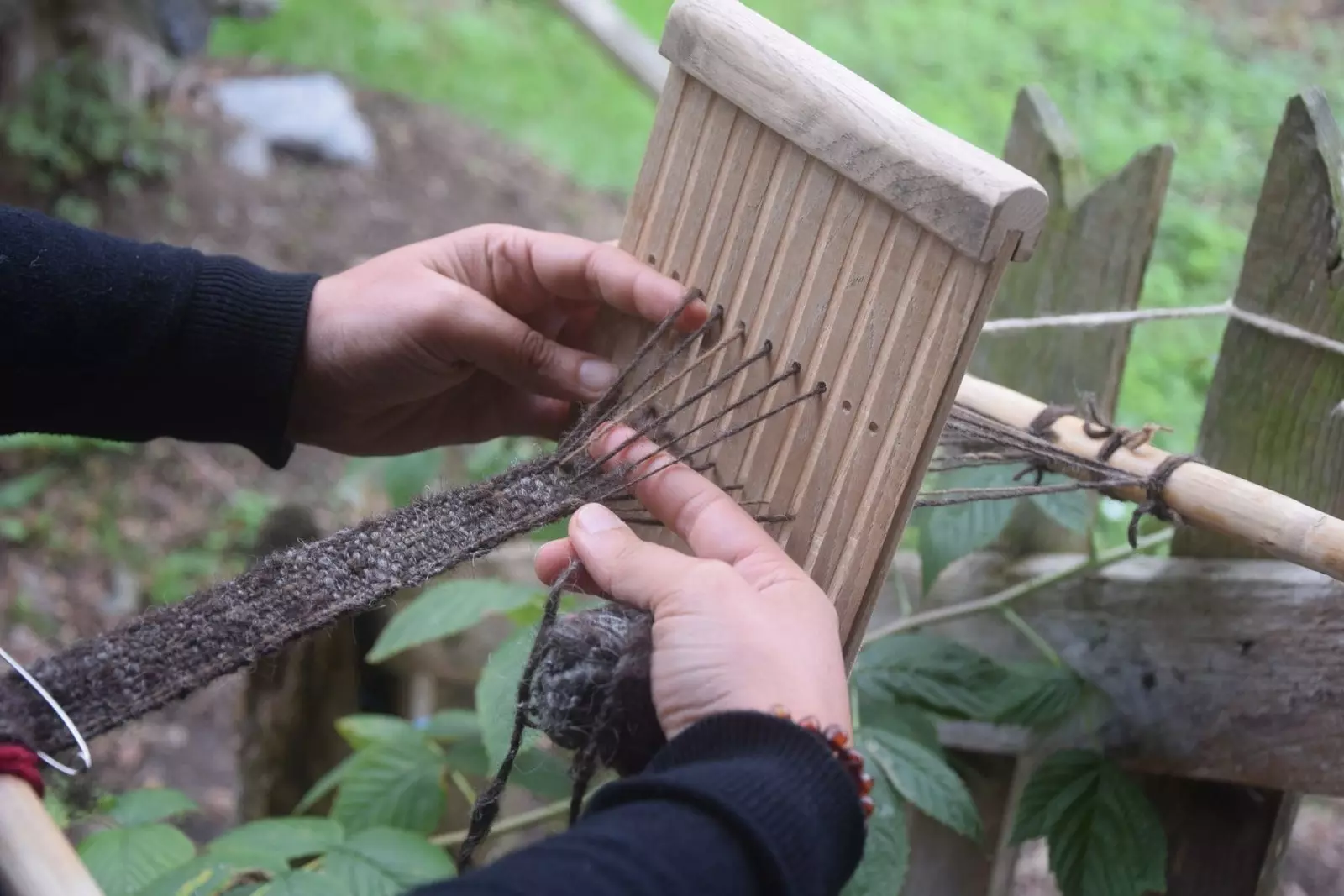 weaving wool