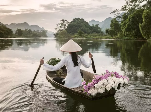 D'Zäit stoe roueg am schéine Vietnam ...