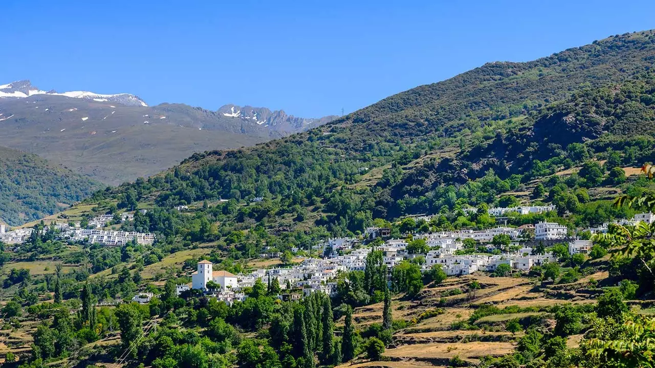 La Alpujarra Granada'da on deneyim