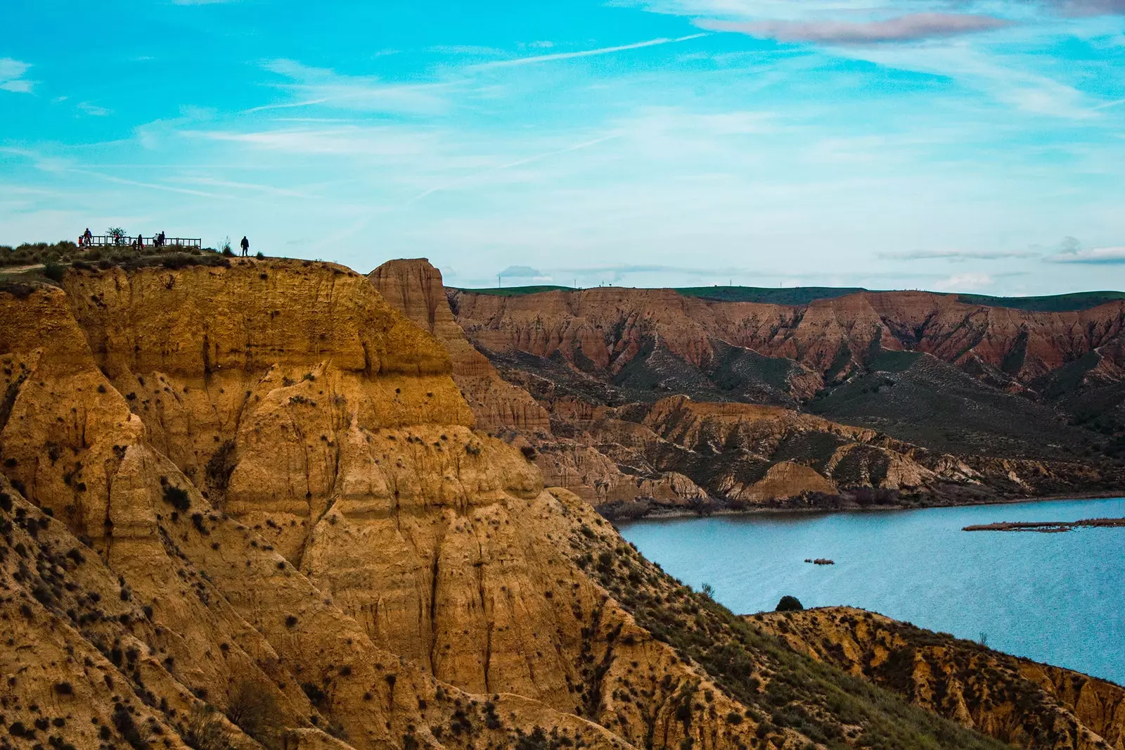 Burujon Canyons