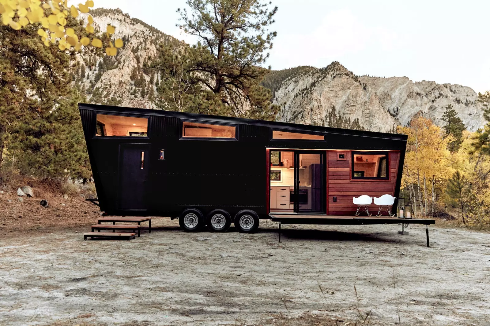 Um motorhome de design para atravessar o Arizona.