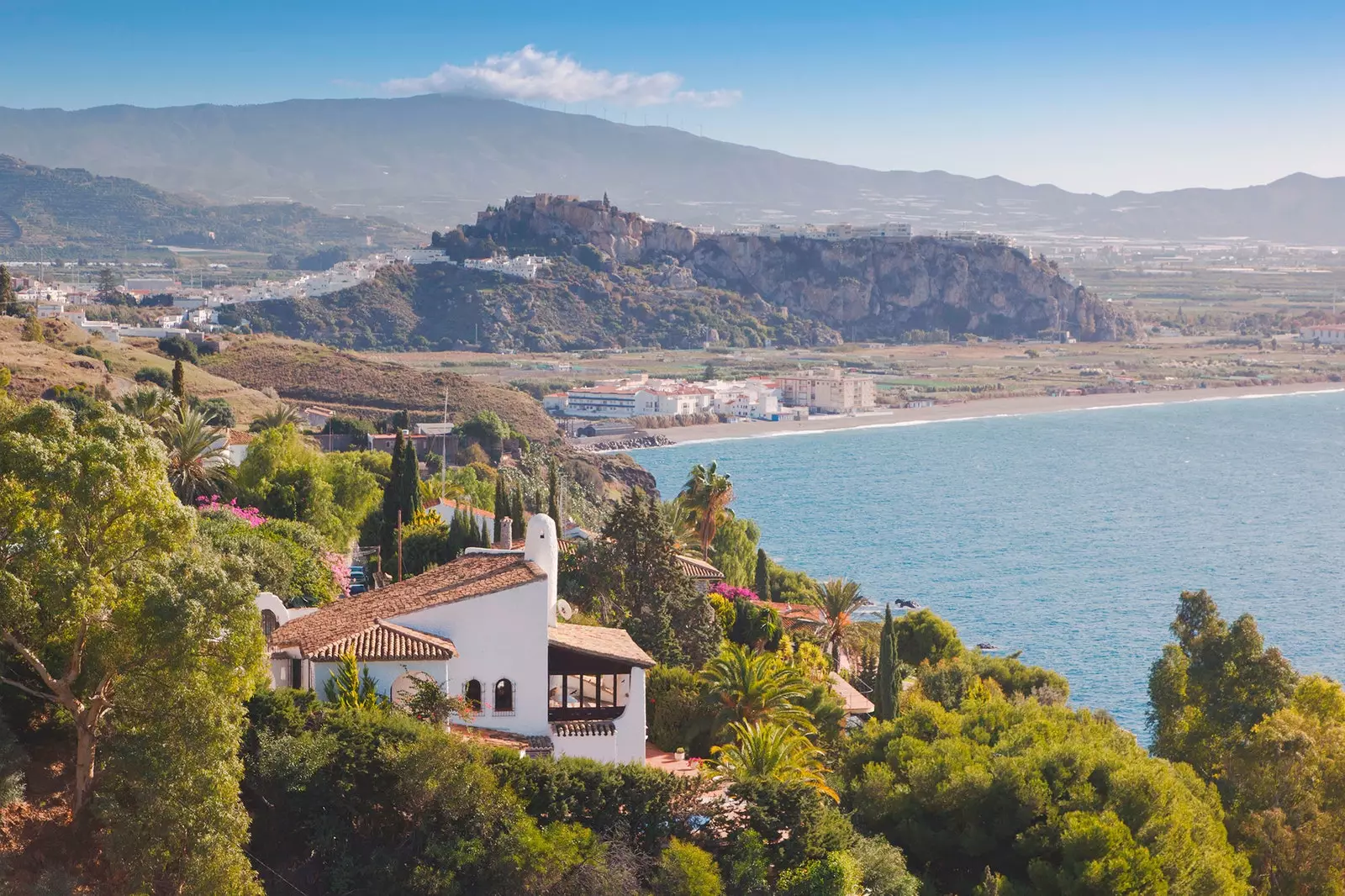 Descobrim Salobreña la joia de la Costa Tropical de Granada