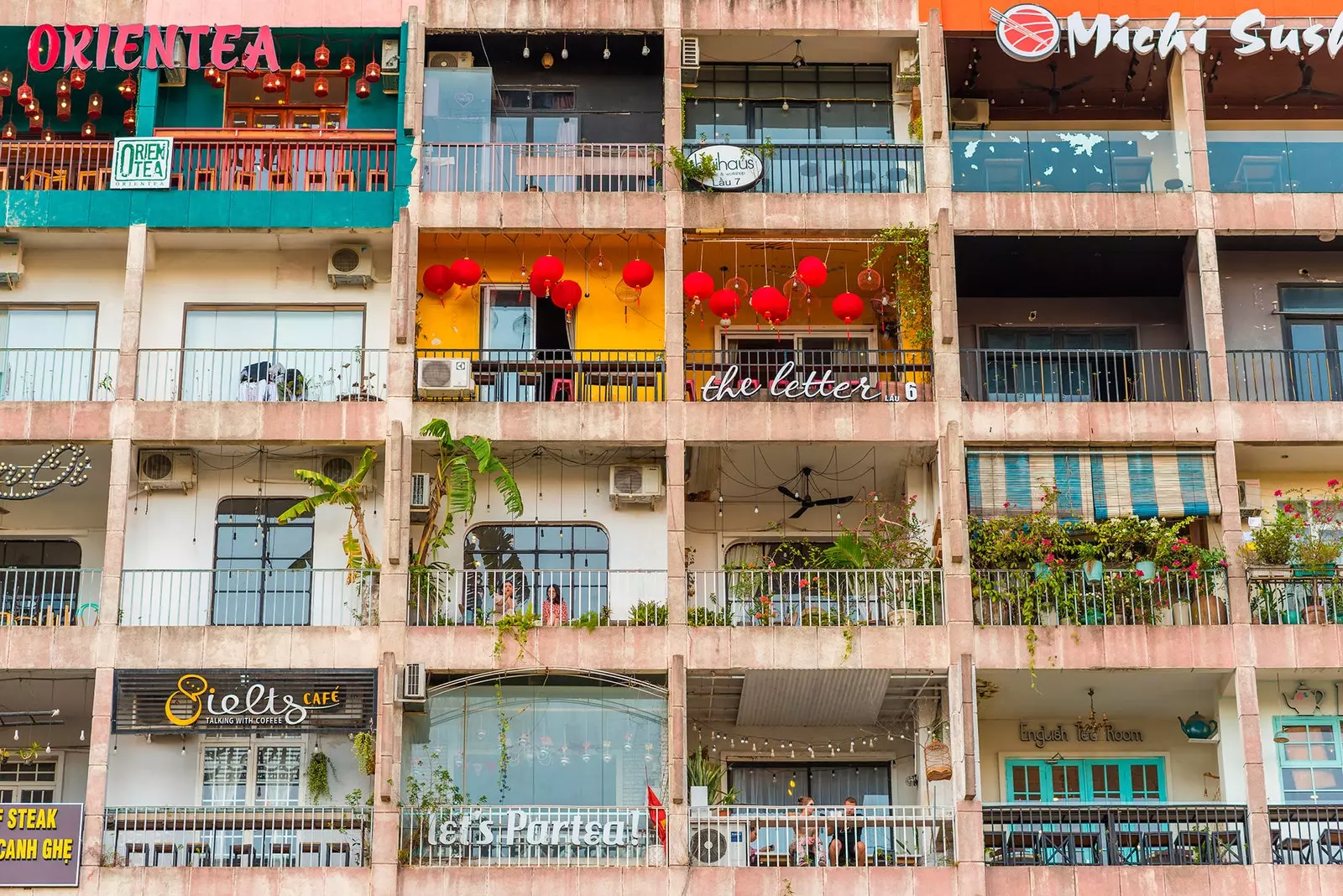 The Cafe Apartment bangunan paling 'instagrammable' di Ho Chi Minh