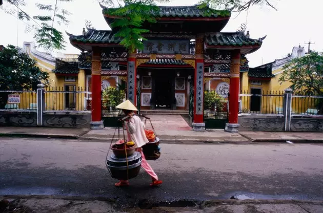 Hoi An'ın merkezindeki tapınak