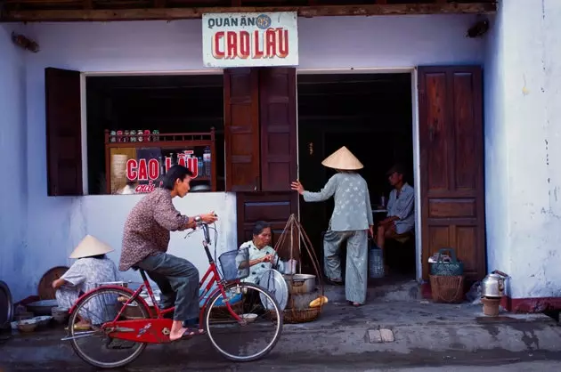 Eating on the street a must in Hoi An