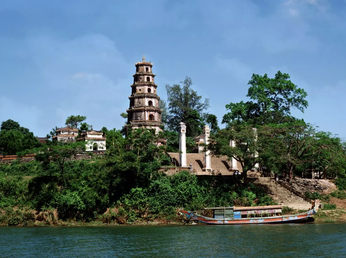 Thien Mu Pagoda