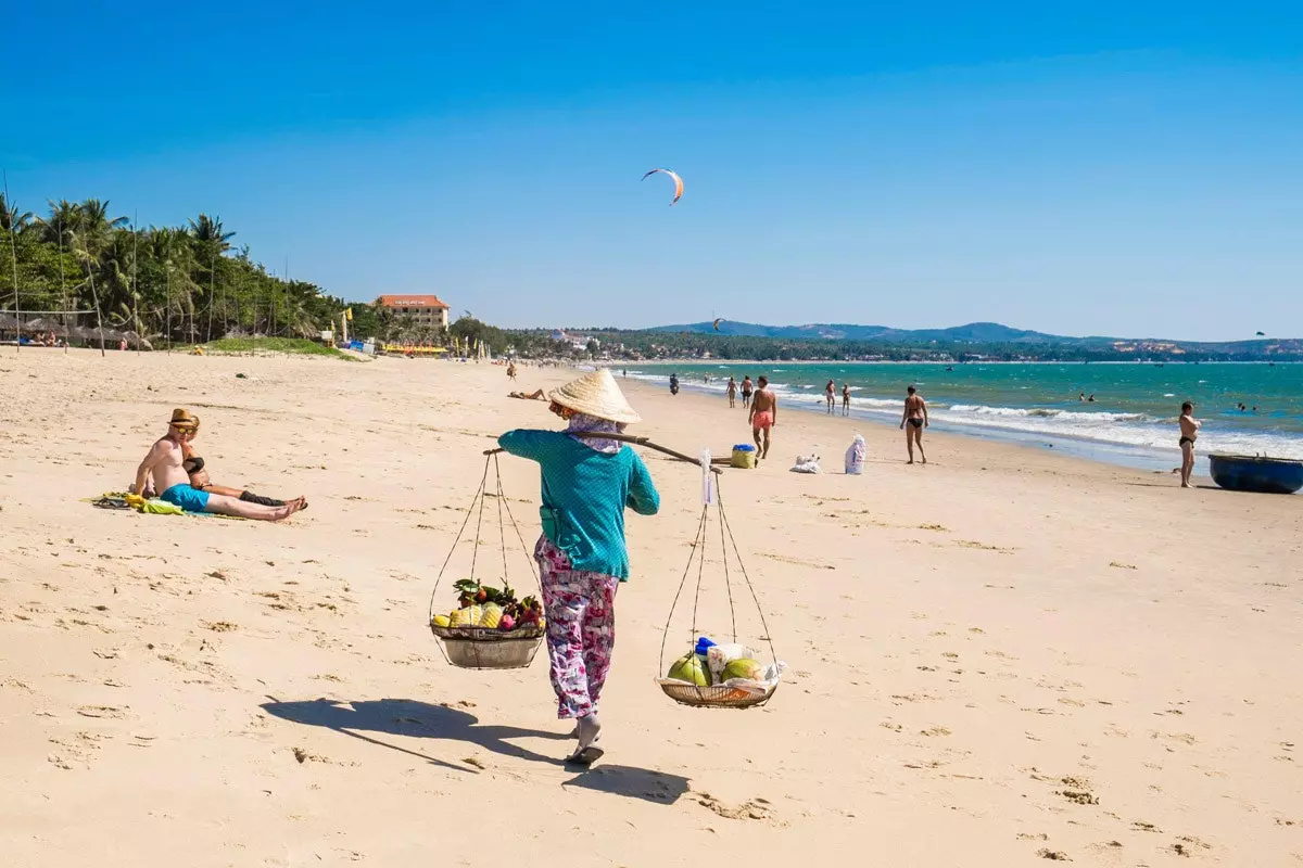 Thuan An Beach