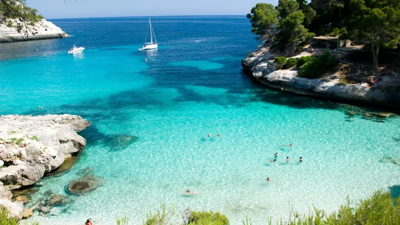 Menorca, the island we dream of traveling to in 2021