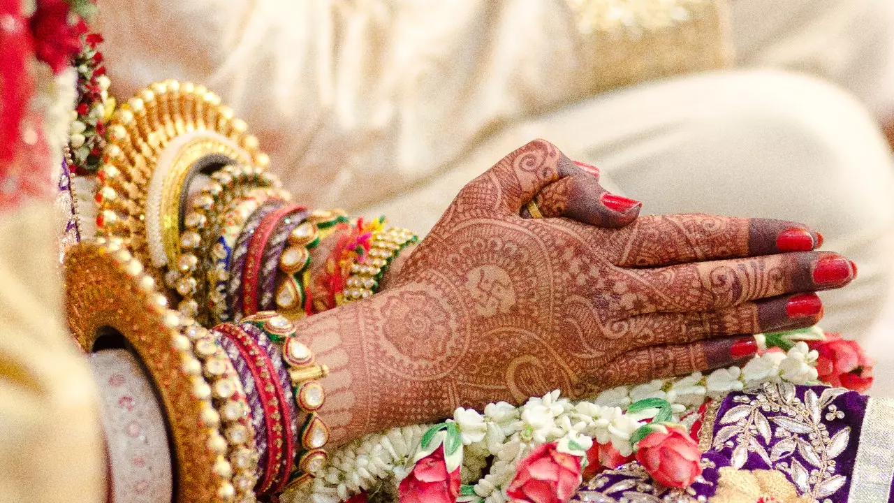 Ora puoi partecipare a un matrimonio in India come ospite, anche se non conosci gli sposi!