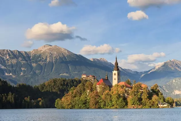 Lago Bled a uma curta distância