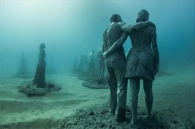 'Le Rubicon' l'un des ensembles sculpturaux du musée sous-marin des Canaries