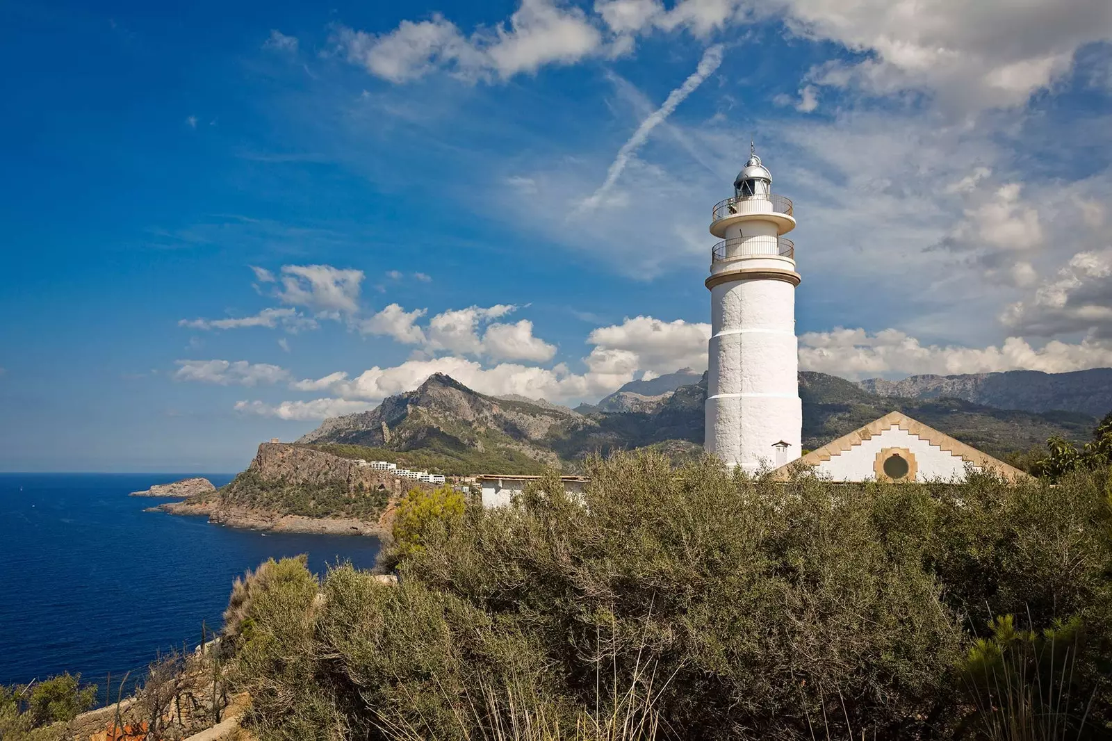 Cap Gros Lighthouse