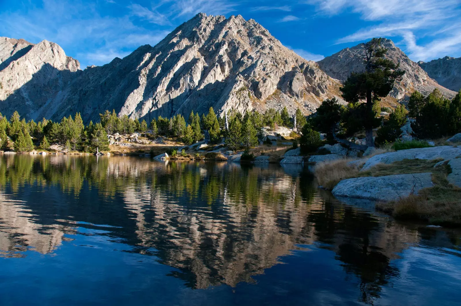 Aigüestortes Lleida Ulusal Parkı