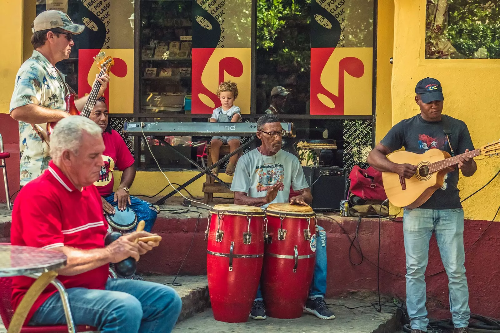 D'Famill vun 'Eppes ze erënneren' zu Trinidad Cuba