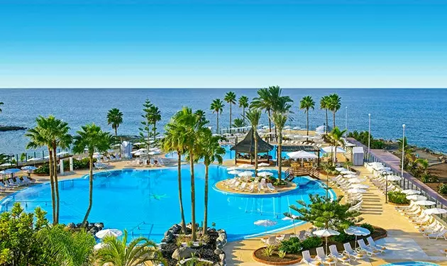 Het Iberostar Anthelia resort in Costa Adeje is het best gelegen