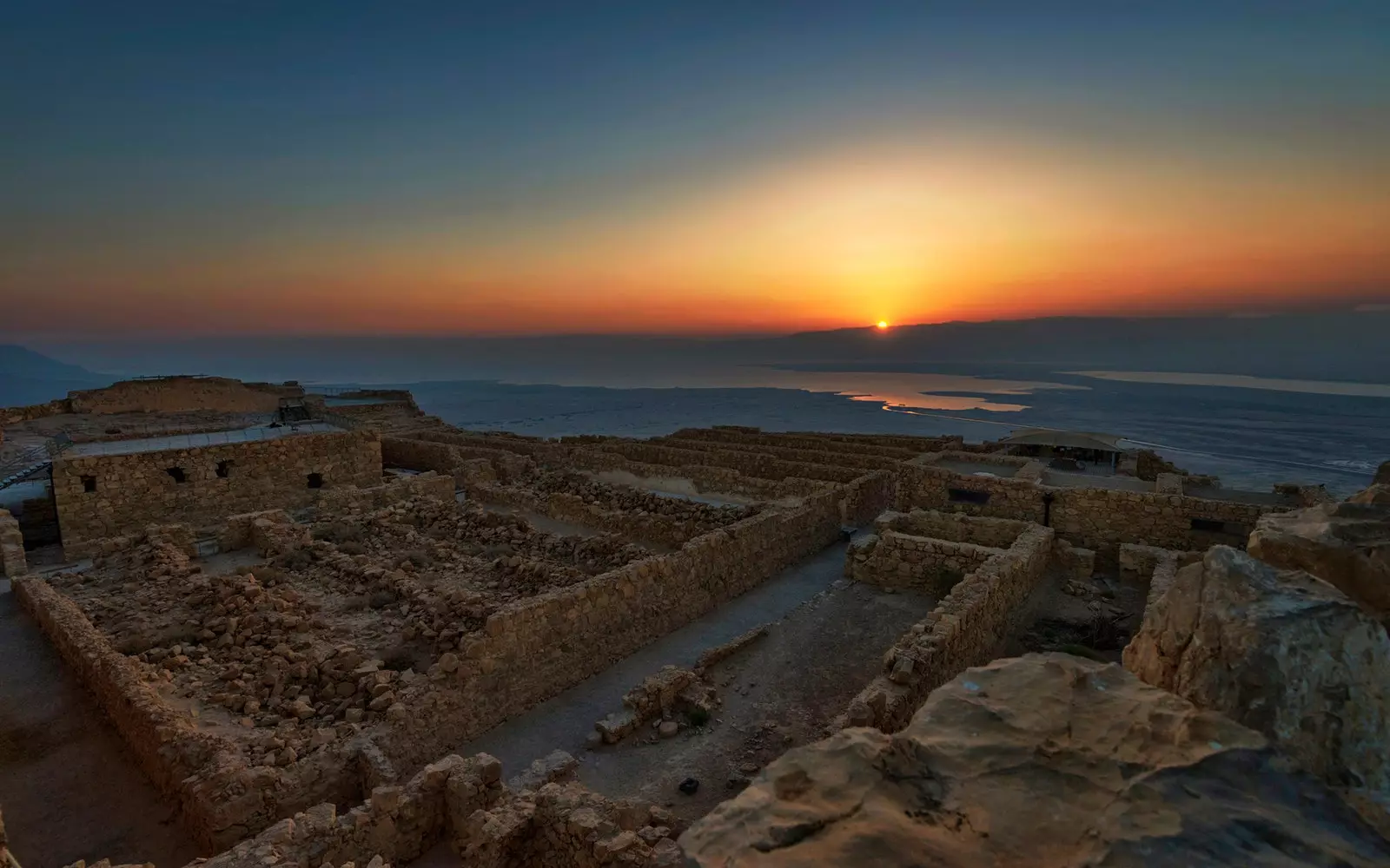 De zonsopgang gezien vanaf Masada