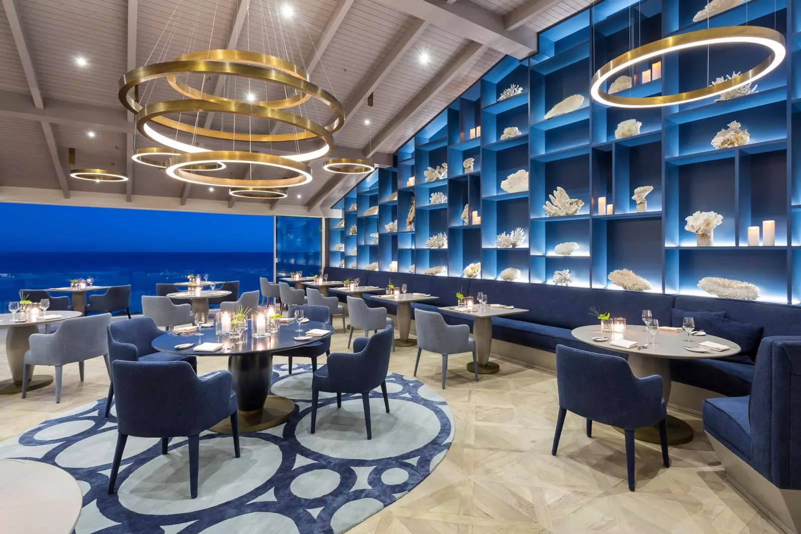 Restaurace Ocean se dvěma hvězdičkami Michelin ve Vila Vita Parc Resort Spa.