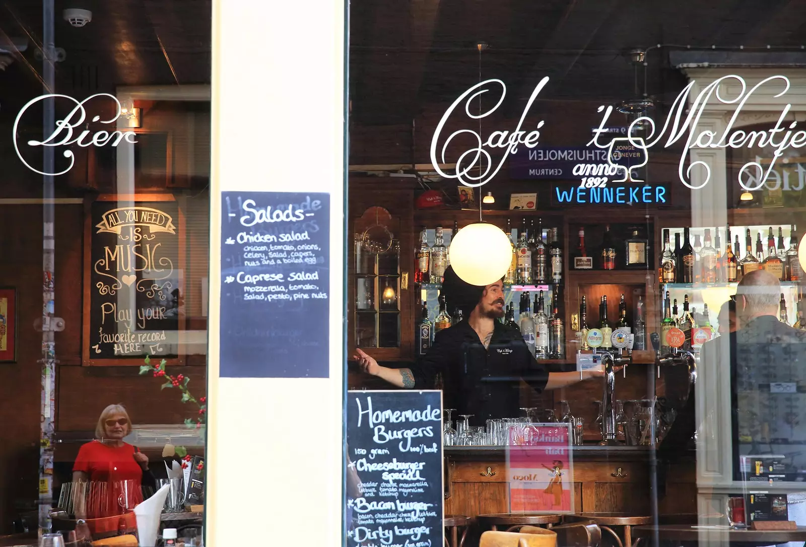 Café på de 9 gatorna i Amsterdam