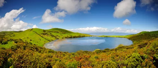 Cratère sur l'île de Pico