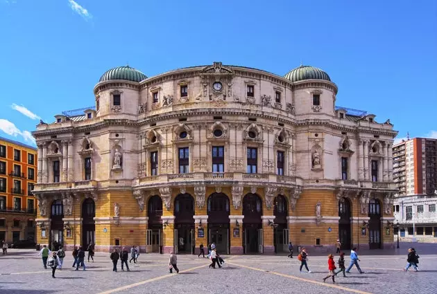 L'orgoglioso e imponente Teatro Arriaga