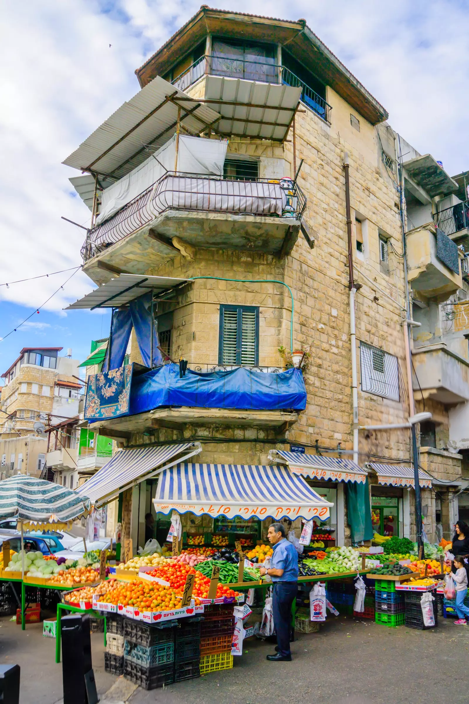 Wadi Nisnas, lingkungan Haifa tempat Anda dapat memesan falafel ya atau ya